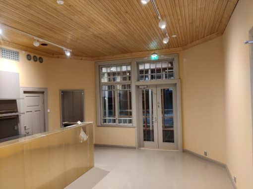 Teatterin baari viimeisteltynä